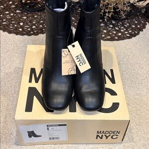 NWT Madden NYC Black Ankle Booties